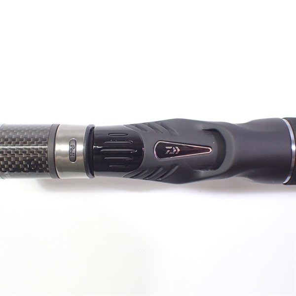 タトゥーラＸＴ６５１ＬＦＢ